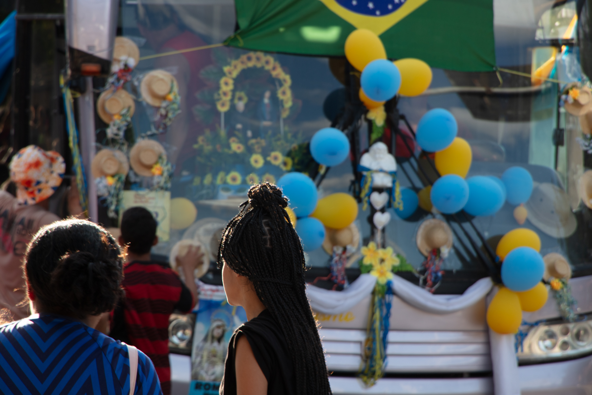 Santa on the windshield, Juazeiro do Norte